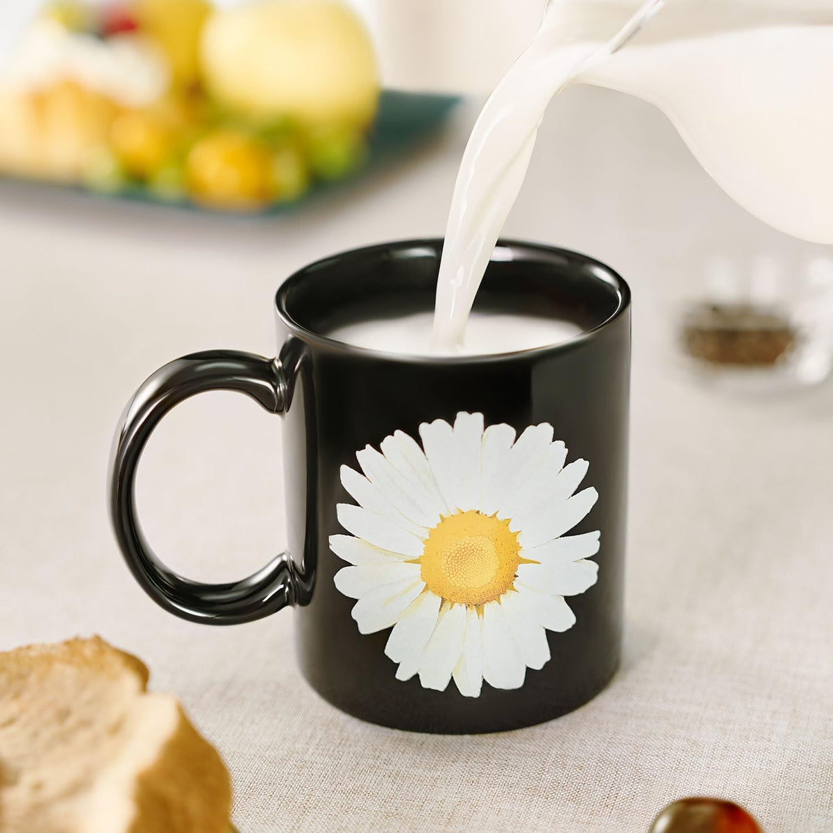 12Oz Daisy Black Ceramic Mug, Mug for Daily Coffee and Tea, Lead-free, Microwave and Dishwasher