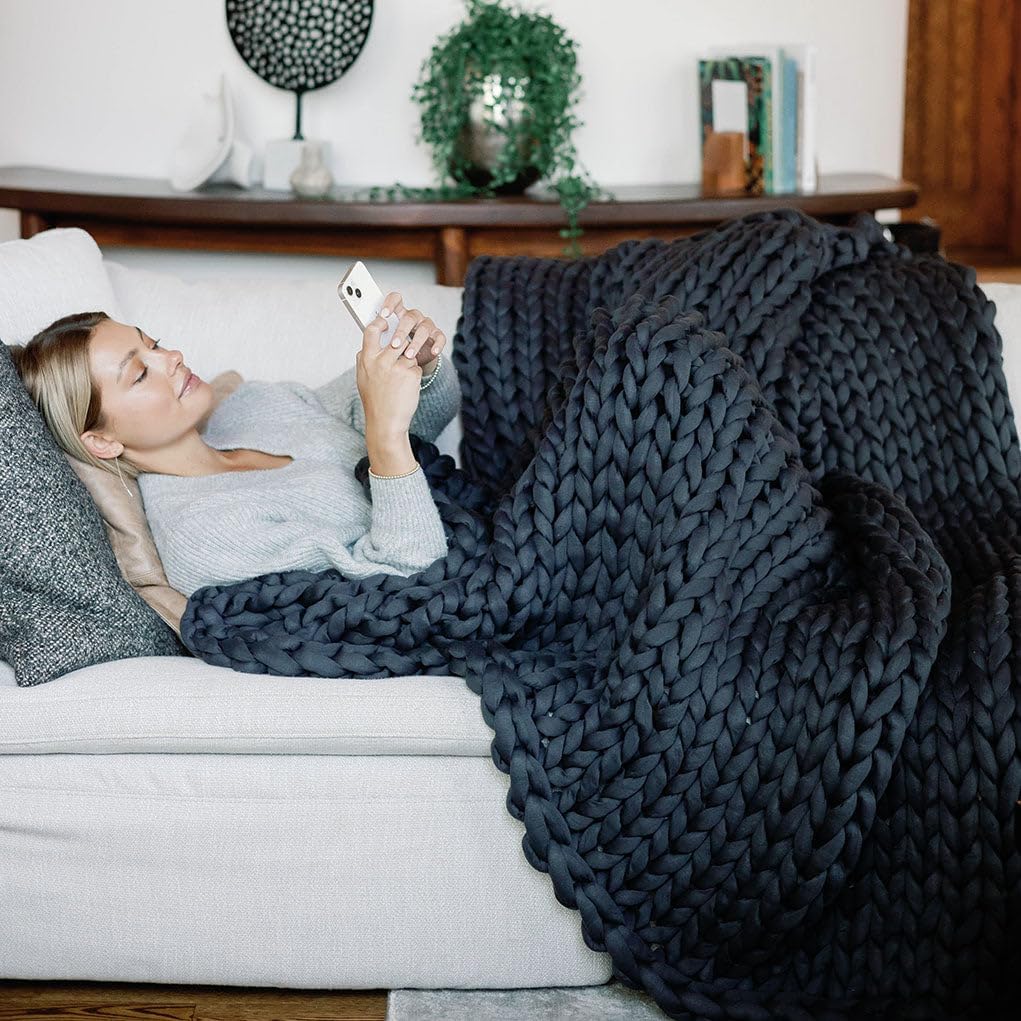 Nuzzie Chunky Knit Weighted Blanket - Breathable, Cooling, Hand Made Knit Throw Blanket for Sleep