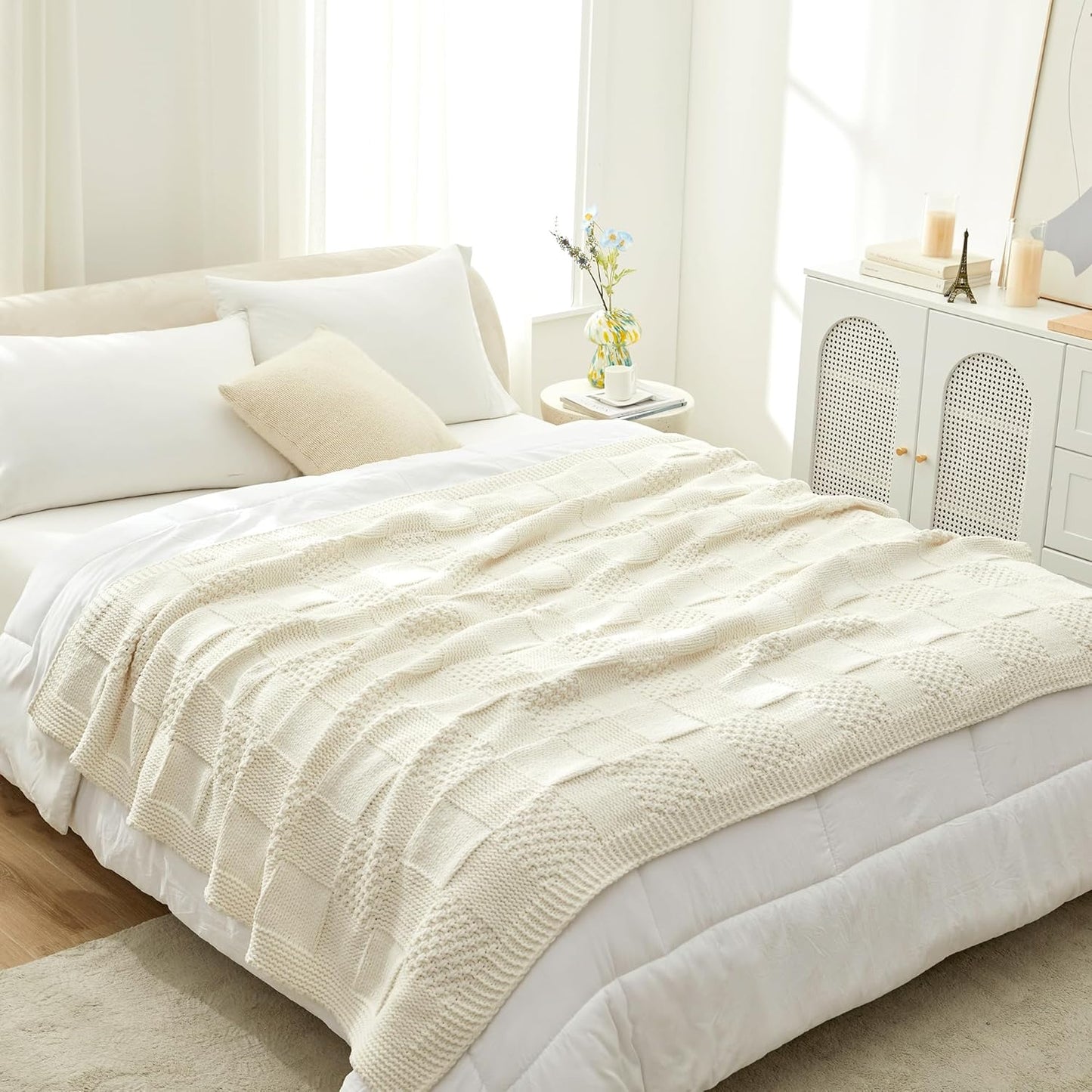 Amélie Home Chenille Knit Throw Blanket for Couch, Checkered Texture Decorative Soft Blanket for