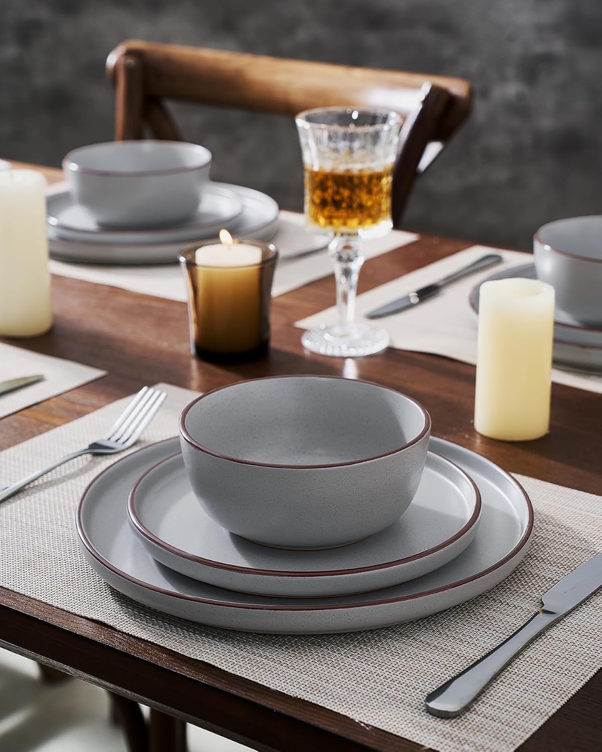 Famiware Mercury 24 Pieces Dinnerware Sets, Plates and Bowls Sets for 8, Microwave and Dishwasher