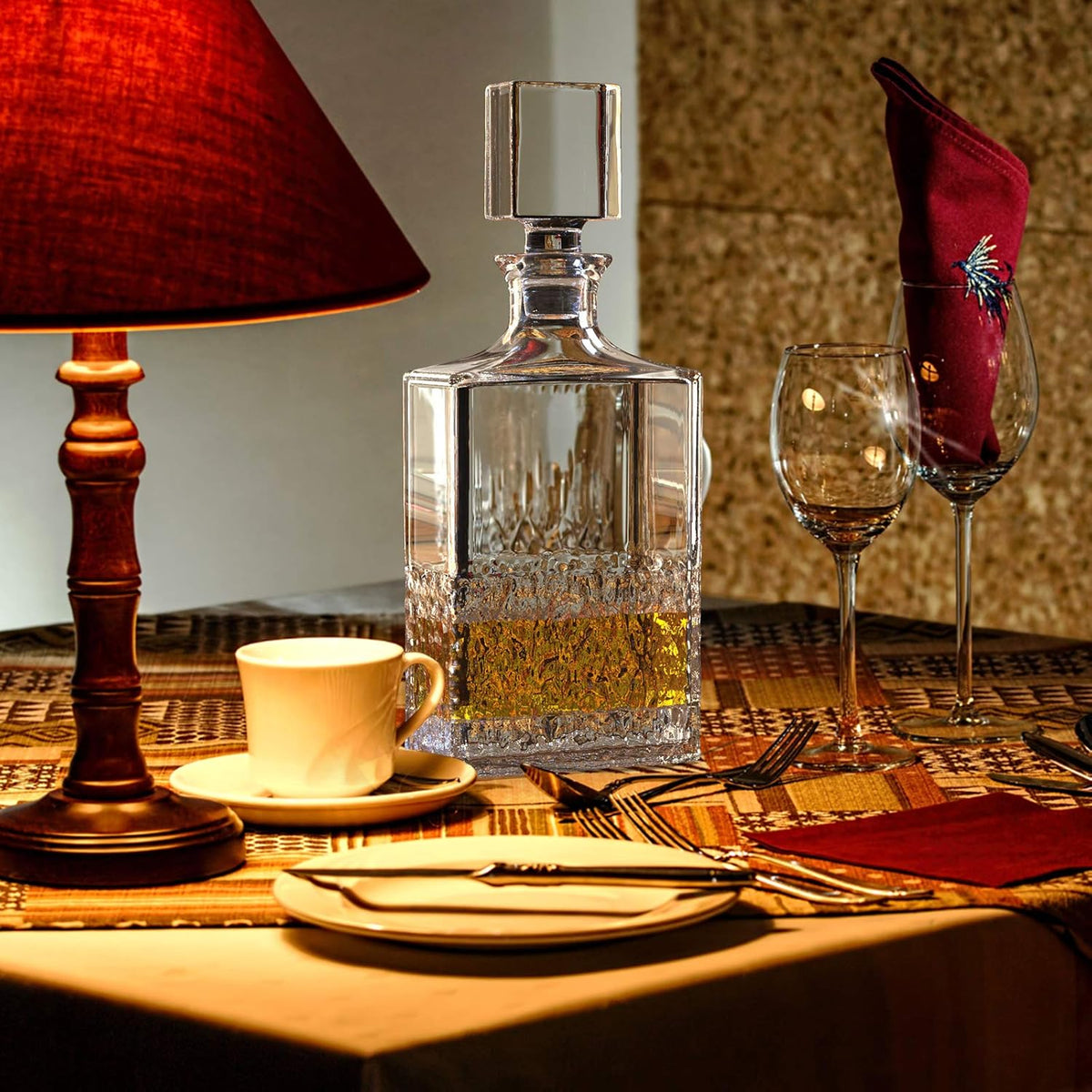 Glass Decanter with Airtight Geometric Stopper - Whiskey Decanter for Wine, Bourbon, Brandy