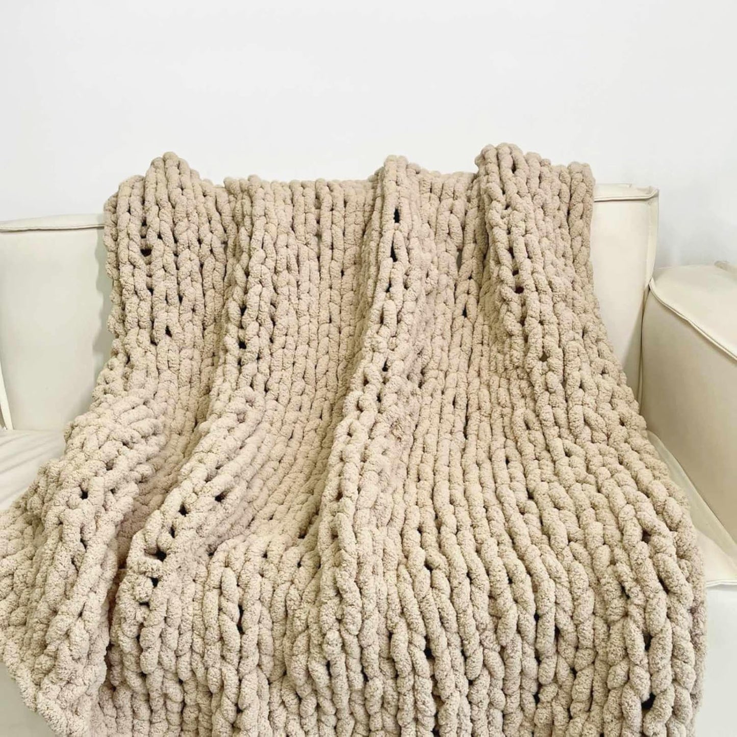Chunky Knit Blanket Throw 40"x60", Chenille Throw Blankets, Handmade Warm & Cozy Blanket Couch Bed
