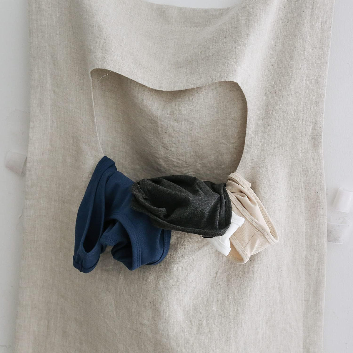 Amazhiyu 100% Linen Door Hanging Laundry Hamper Bag, 19x27 Inches (Linen)