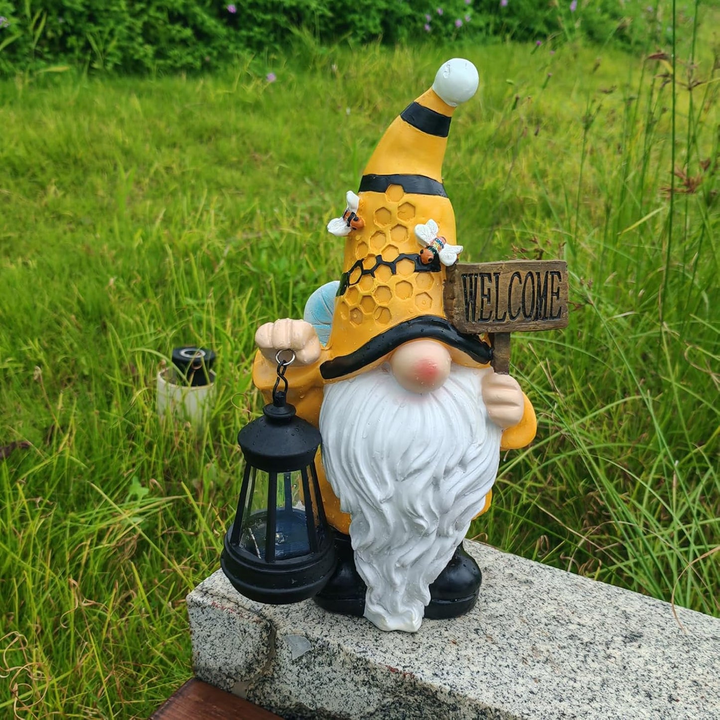 Gnome Garden Statues with Solar Lights Outdoor Gnomes Sculpture Yard Patio Decor for Lawn Ornaments