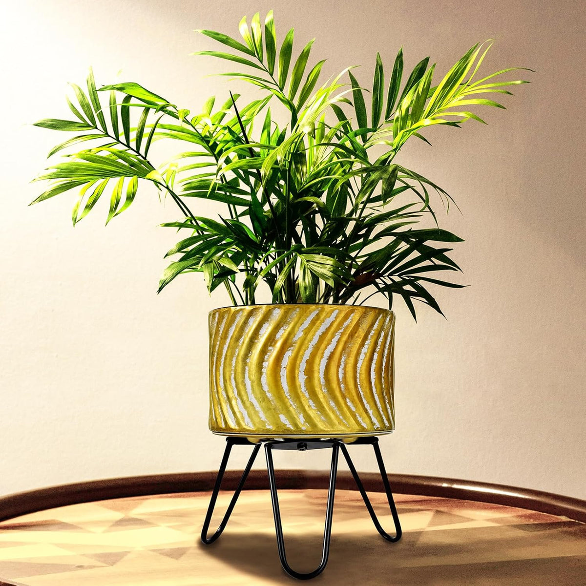 Harvest Land Plant Pots with Stand, Set of 2 Large Modern Planters Metal Tall Handmade Flower Pots