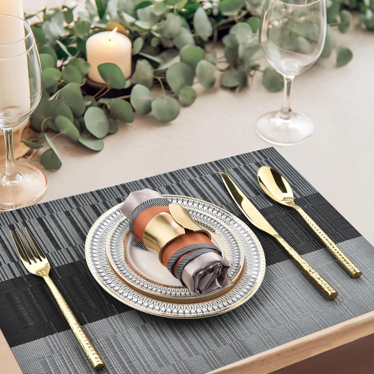 Placemats Set of 6 - Easy Clean Washable Vinyl Placemats - Heat Resistant PVC Place Mats for Dining
