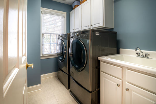 Magnetic Laundry Organizer Spotlight: Corralling Lint and Dryer Balls
