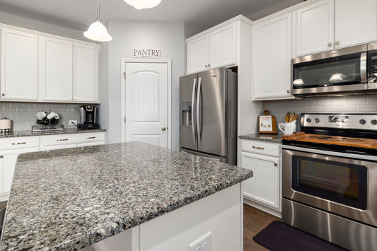 Kitchen Pantry vs. Freestanding Cabinet: Choosing Storage by Kitchen Size