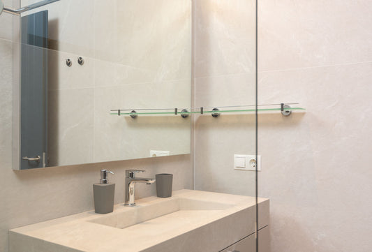 Bathroom Shelf Storage Without Drilling: What Actually Holds Weight