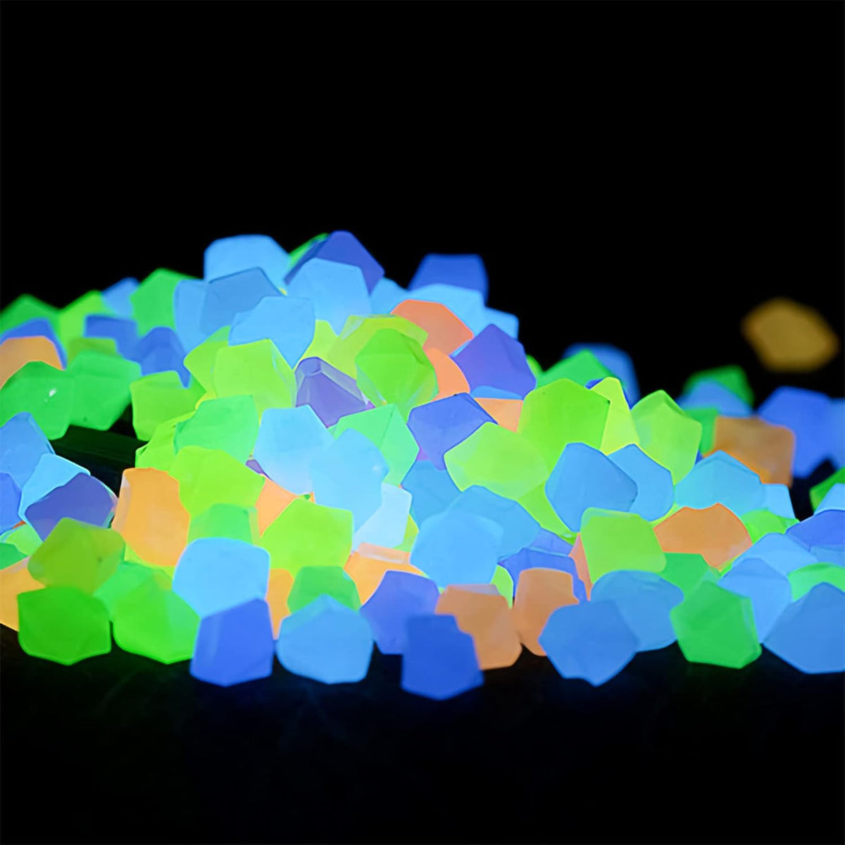 Glow in The Dark Rocks, 500PCS Fairy Garden Decorations Stones, Outdoor Decor for Mixd Color