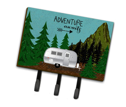Caroline's Treasures VHA3022TH68 Airstream Camper Adventure Awaits Leash or Key Holder, Wall Hooks