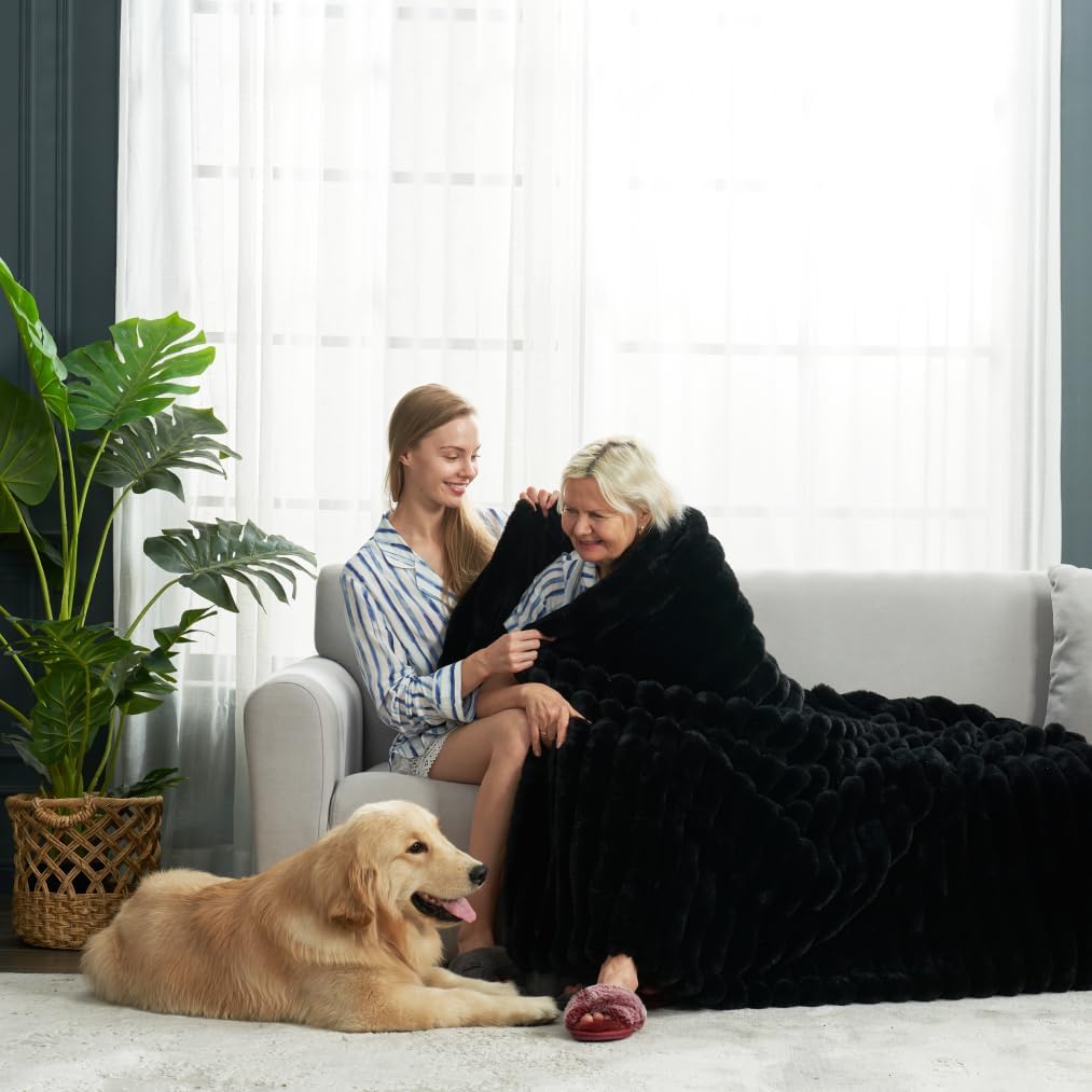 Cozy Bliss Faux Fur Throw Blanket for Couch, Cozy Warm Plush Striped Blanket for Sofa Bedroom