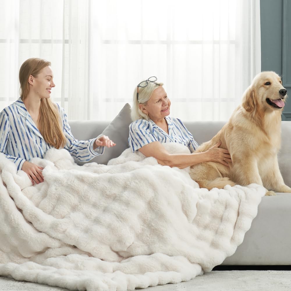 Cozy Bliss Faux Fur Throw Blanket for Couch, Fuzzy Soft Plush Thick Bubble Blanket for Sofa Bedroom
