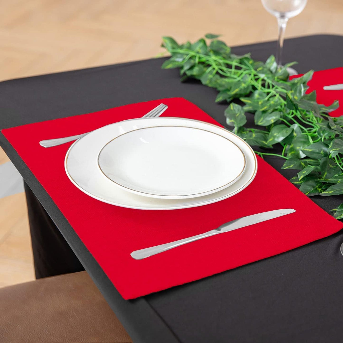 Cloth Placemats Set of 8, Linen Type Fabric Placemats Machine Washable Heat Resistant Placemats