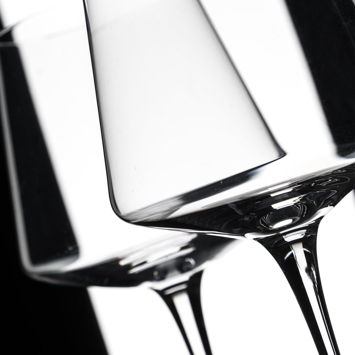 White Red Wine Glasses Set of 6 – 18oz Red Wine Glasses with Tall Long Stem,【Hand Blown】Crystal