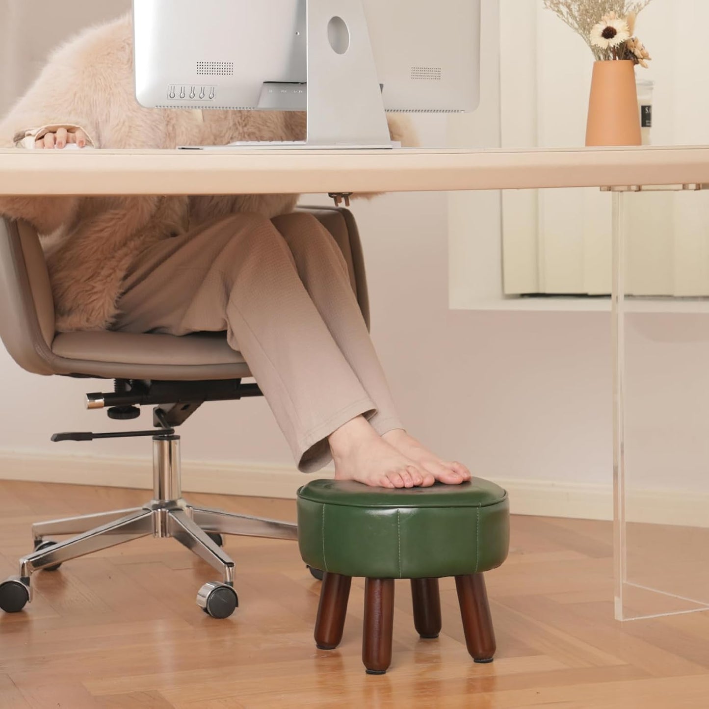 13in Small Foot Stool Ottoman, Round Faux Leather Foot Rest for Couch, Under Desk Pouf Footstool