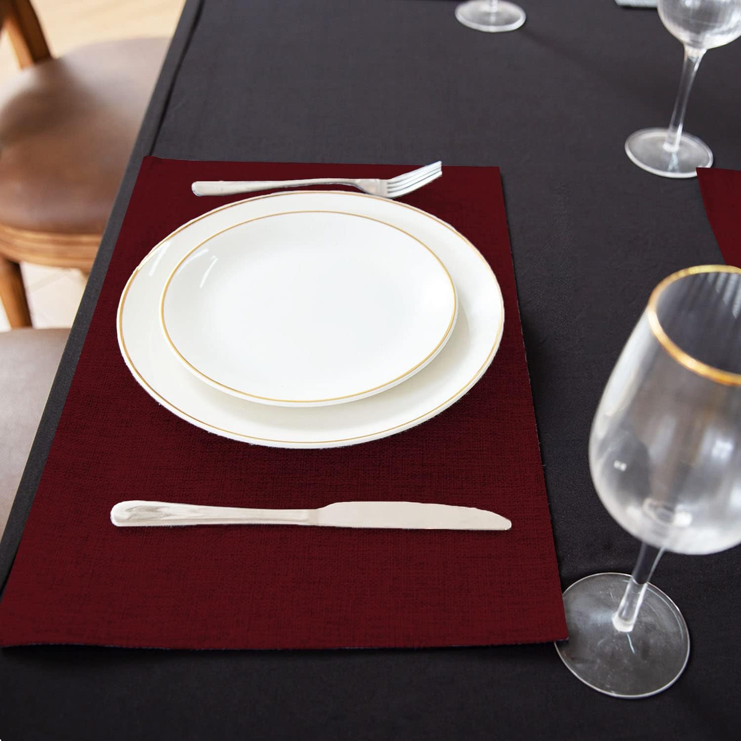 Cloth Placemats Set of 8, Linen Type Fabric Placemats Machine Washable Heat Resistant Placemats