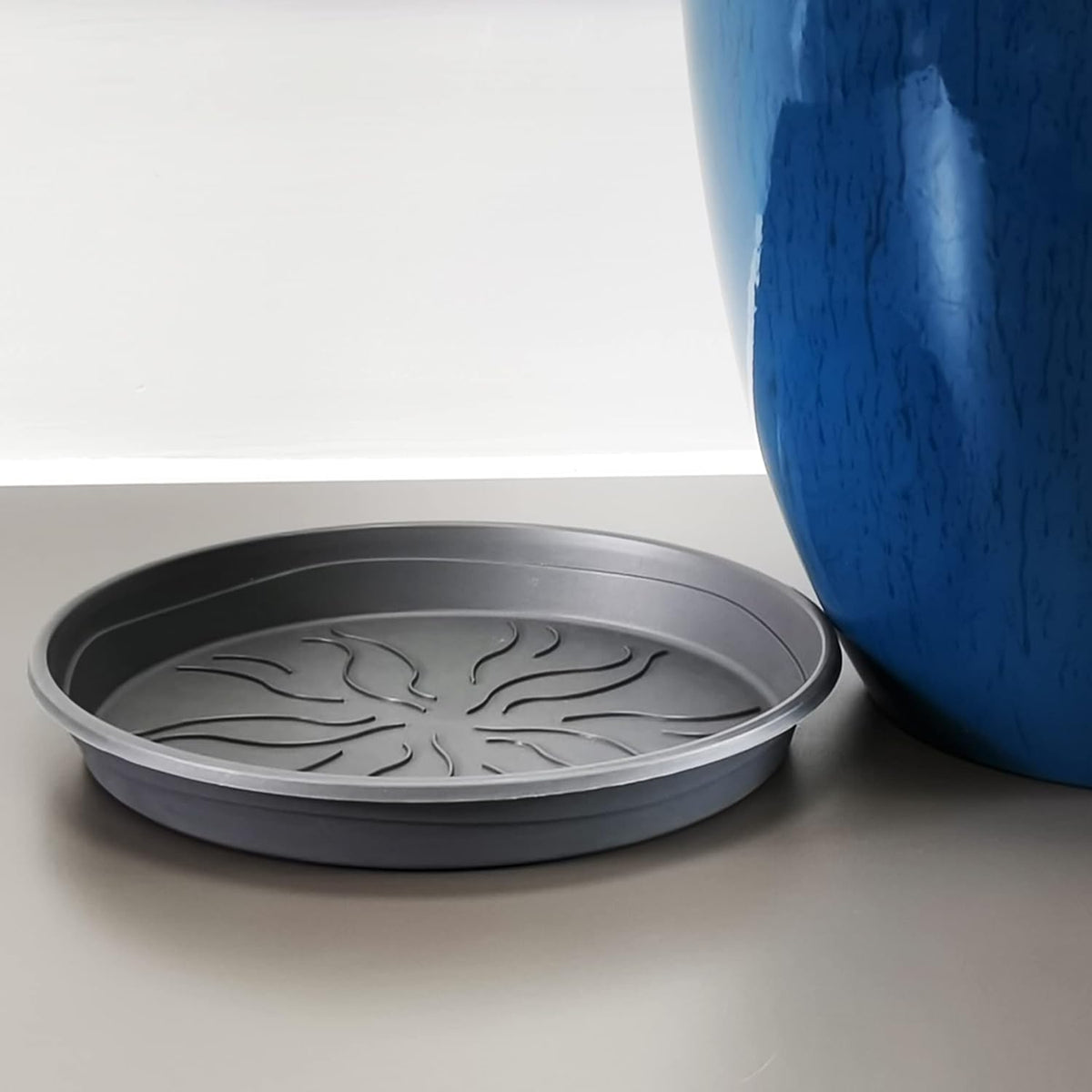 FixtureDisplays® Garden Plastic Round 11.8" Diameter 12" Tall Planter Resin Glazed Faux Ceramic