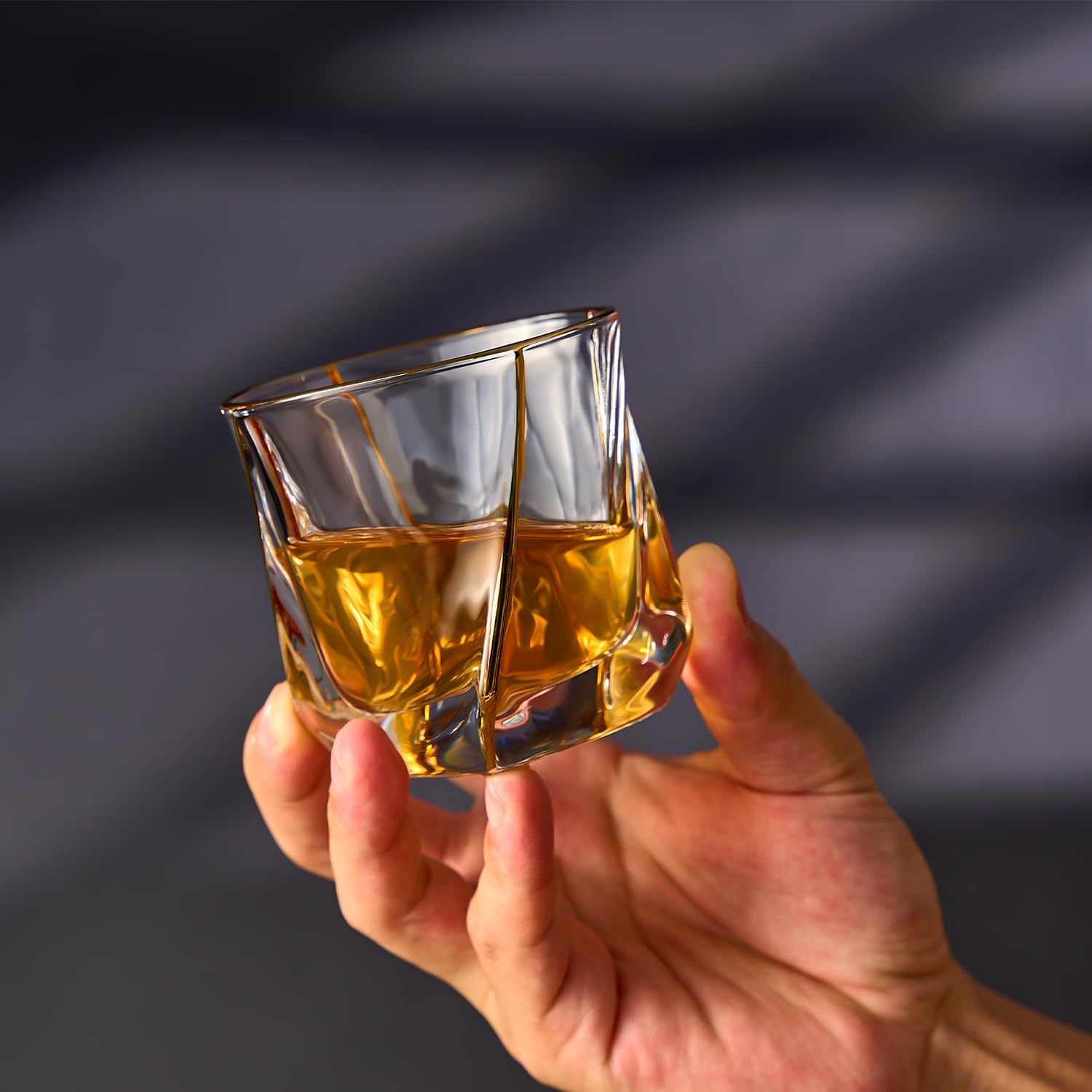 Crystal Whiskey Glasses Set of 2 with 24K Gold Rim,Bar Glasses,Twisted Whiskey Glass Gold
