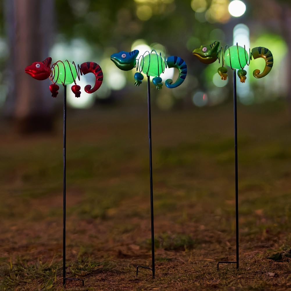 3 Pack Garden Stakes Decorative,Cute Chameleons Glow in The Dark Metal Garden Decor,Waterproof