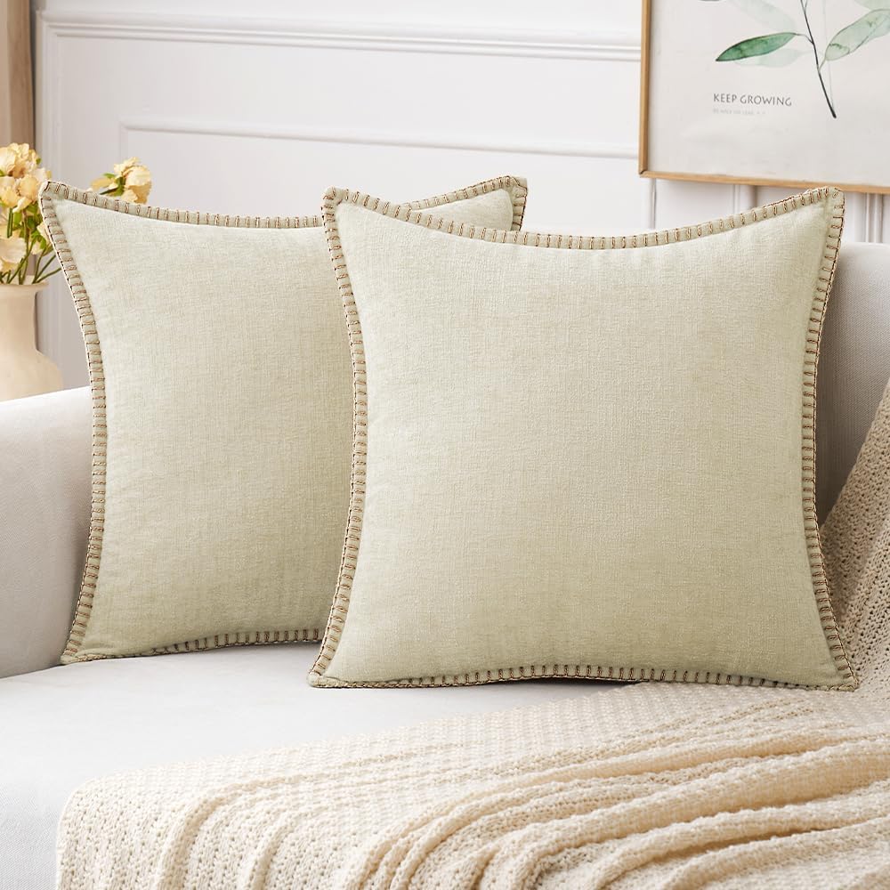 MIULEE Pack of 2 Christmas Pillow Covers 18x18 Inch Cream White Farmhouse Decorative Throw Pillow
