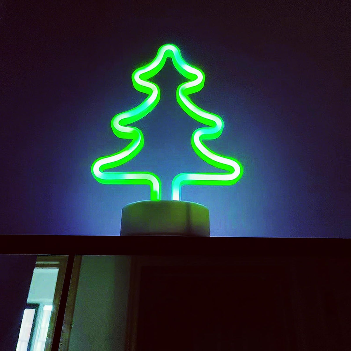Christmas Tree Neon Light Signs for Bedroom Bedside Dorm Wall Decor,Neon Light up Christmas Decor