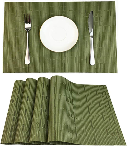 WAZAIGUR Placemats Set of 4 for Dining Table Heat-Resistant Washable Place Mats Woven Vinyl Kitchen
