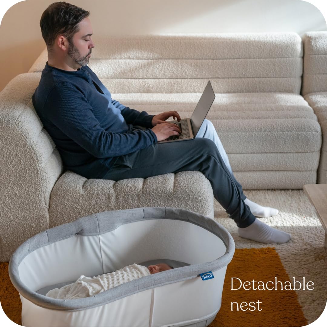 HALO BassiNest Connected Swivel Sleeper 3.0 – Smart Bassinet with AutoSoothe™, 360° Swivel, Cry