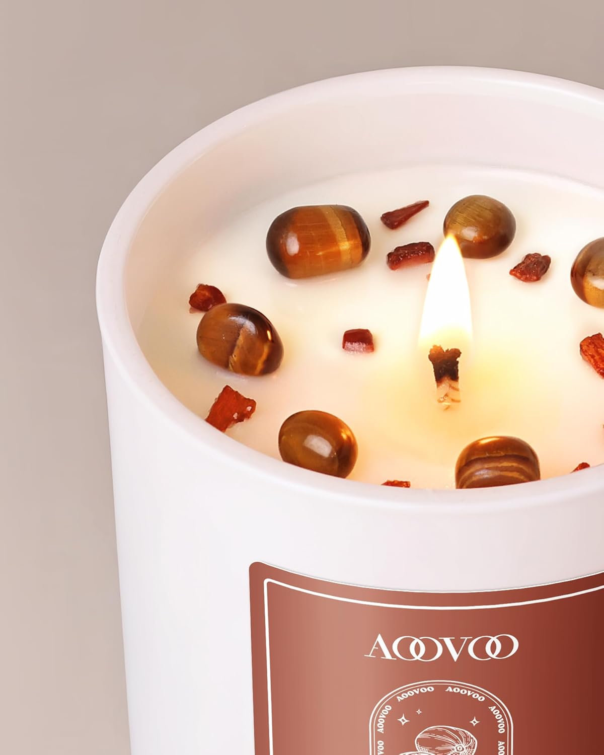 AOOVOO Nutmeg Beans Scented Candles for Women - Aromatherapy Candle with Crystals Inside, 10oz Soy