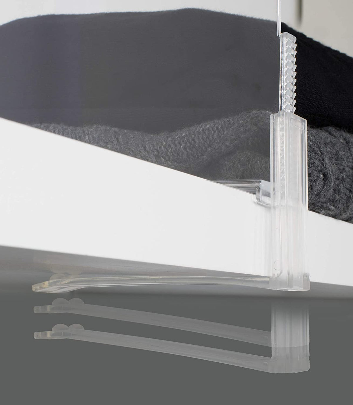 Richards Homewares Acrylic Shelf Dividers - Purse, Sweaters Organizer for Closet - Clear Separators