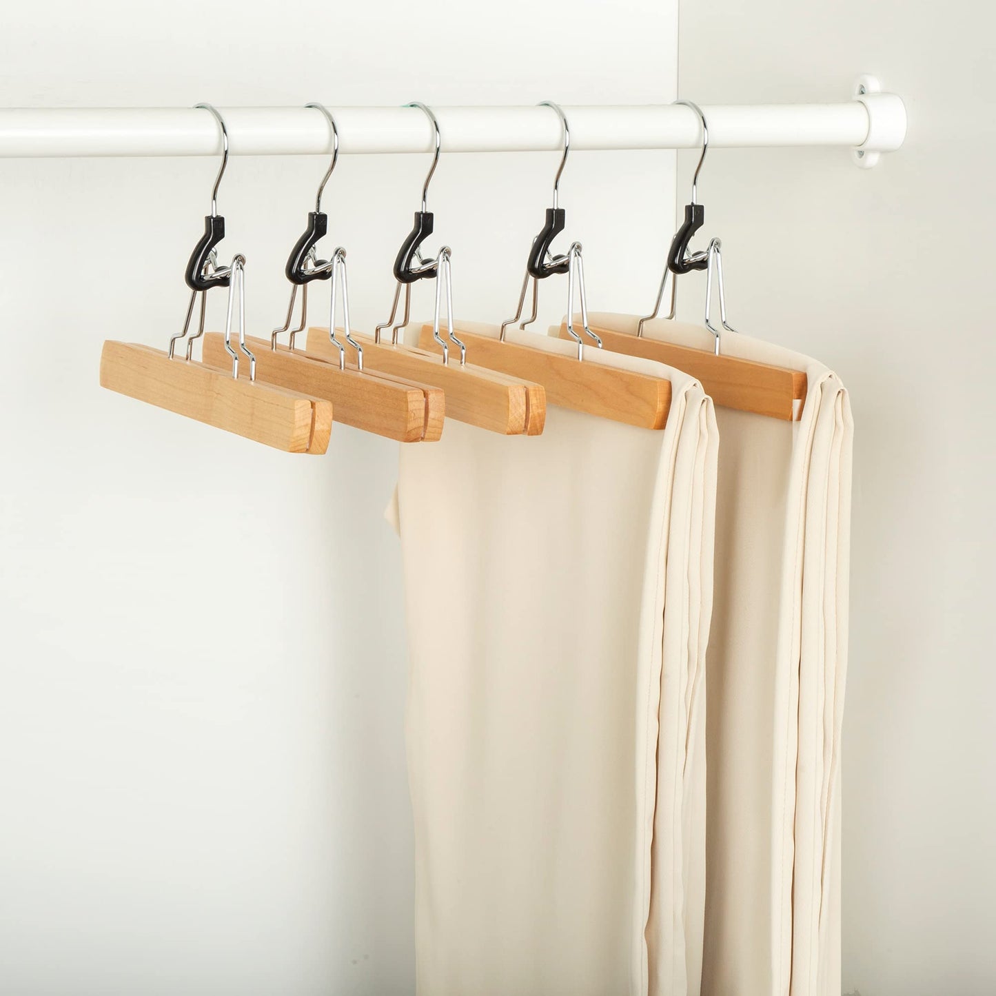 Amazon Basics Wooden Pants Hangers Closet Organizer, Natural, 20-Pack