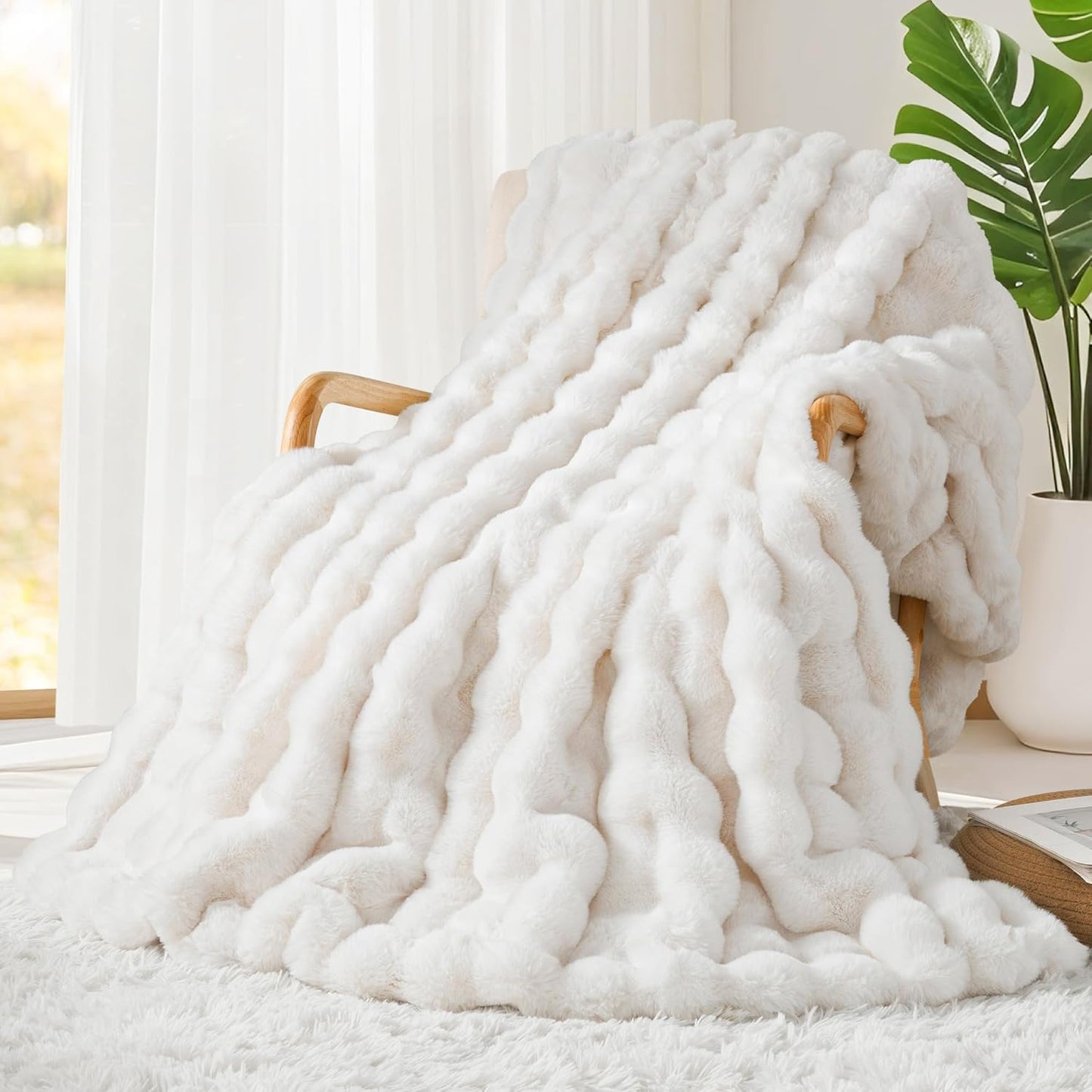 Touchat Luxury 1000GSM Rabbit Faux Fur Blanket, Super Heavy Warm Cozy Brown Blankets for Couch Bed
