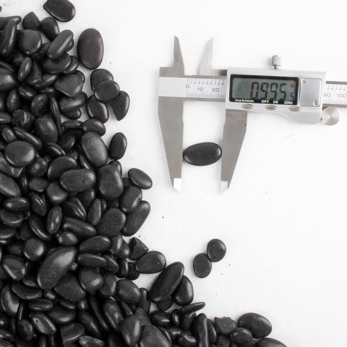 CJGQ Black Pebbles for Plants 7lb Bulk Bag Aquarium Gravel 0.5"- 1" Decorative Polished Fish Tank