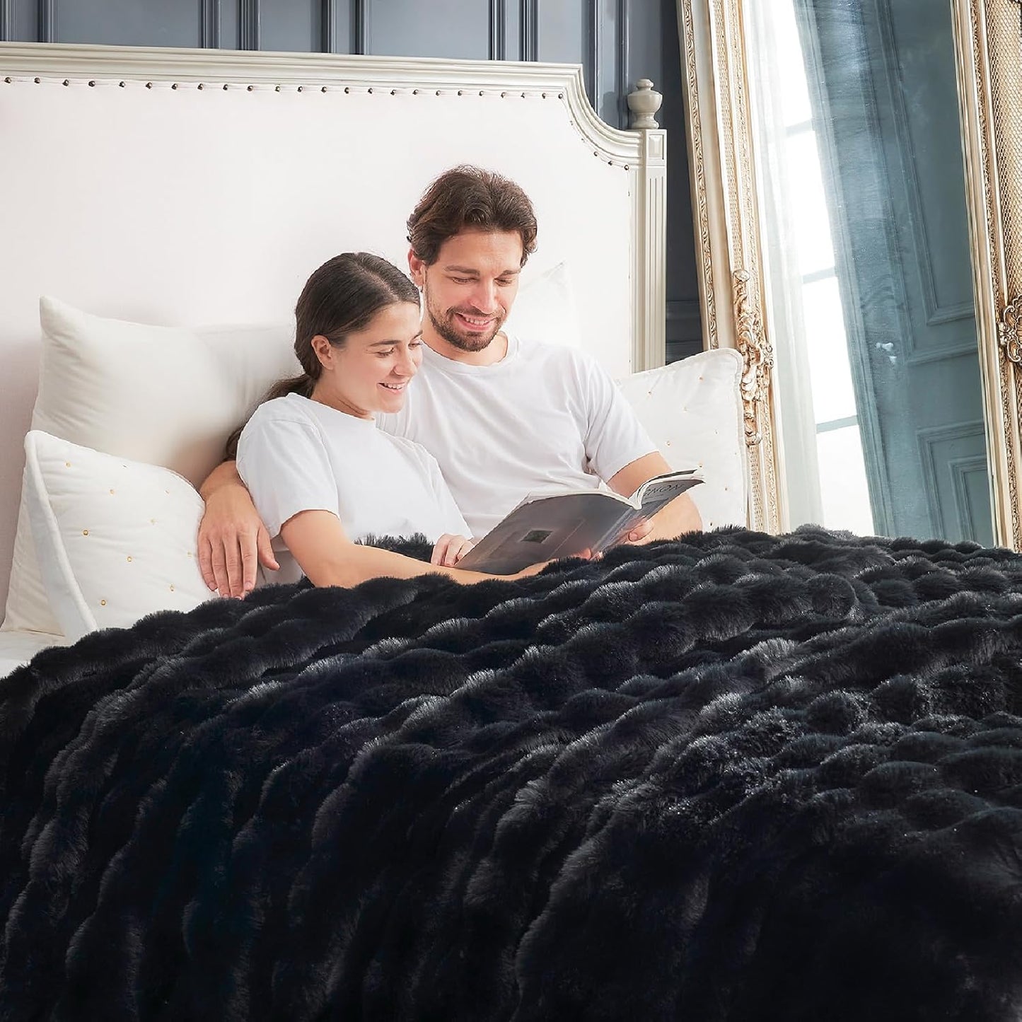 Cozy Bliss Faux Fur Throw Blanket for Couch, Fuzzy Soft Plush Thick Bubble Blanket for Sofa Bedroom
