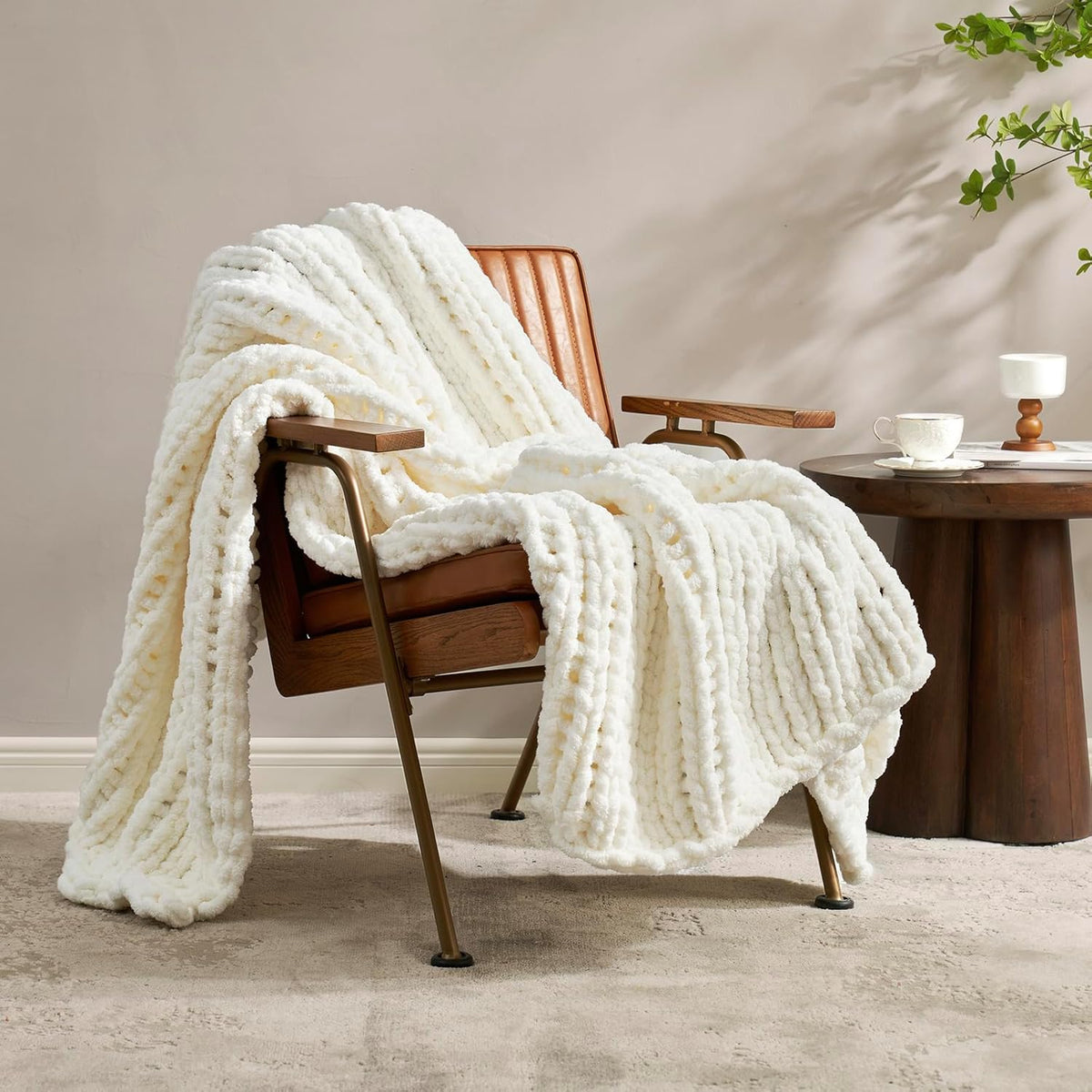 Amélie Home Chunky Knit Throw Blanket for Couch, Soft Chenille Crochet Blanket for Sofa, 50"x60"