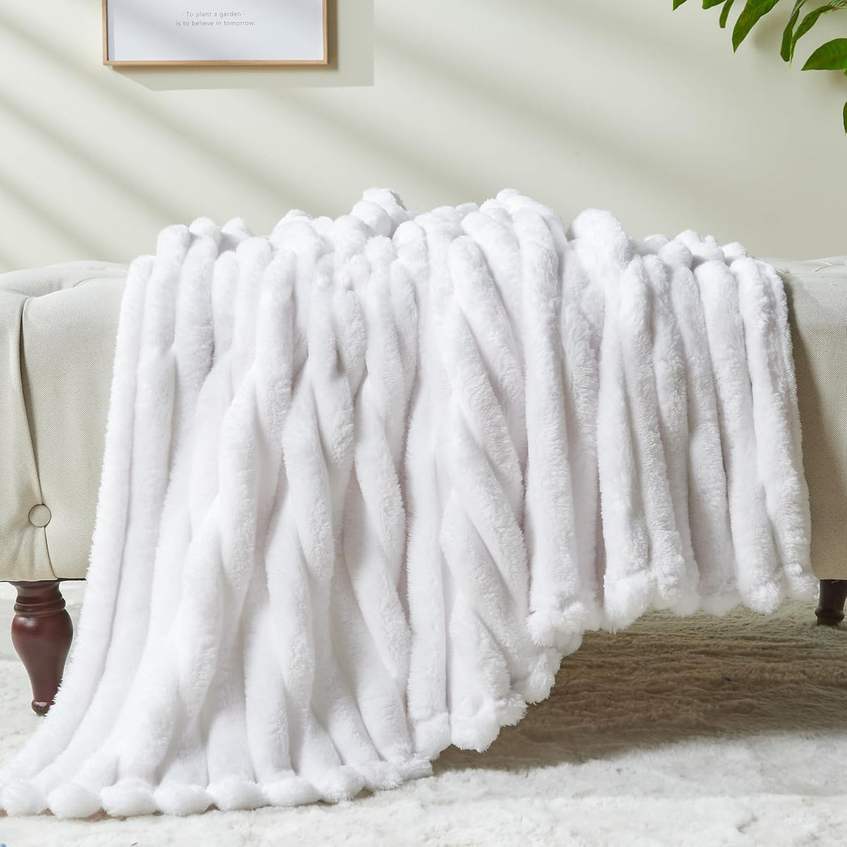 NEWCOSPLAY Super Soft Twin Blanket White Premium Silky Flannel Fleece 3D Ribbed Jacquard
