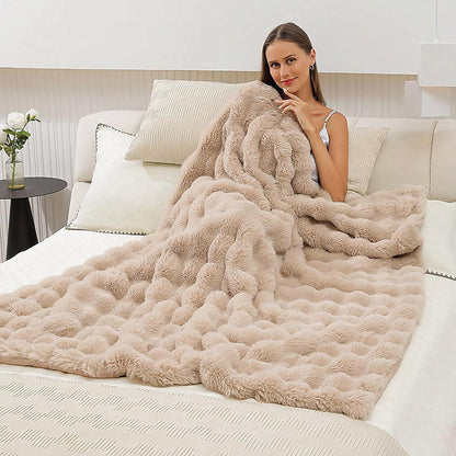 UKELER Faux Fur Throw Blanket Plush Thick Fleece Blanket Fluffy Cozy Soft Warm Blankets Throws for