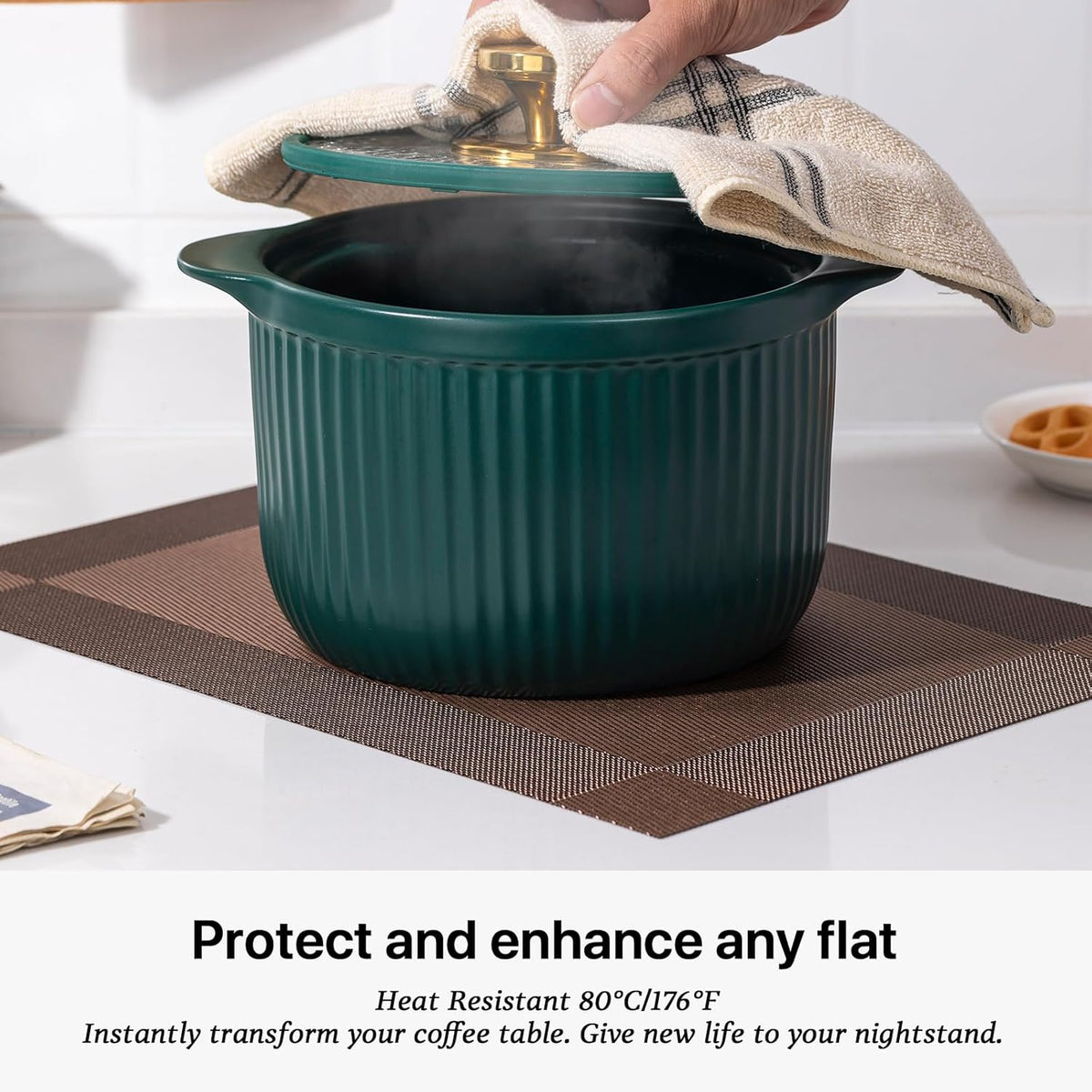 LEXMORE Placemats Set of 4 Vinyl/Plastic Woven Place Mats for Kitchen Table Indoor/Outdoor Washable