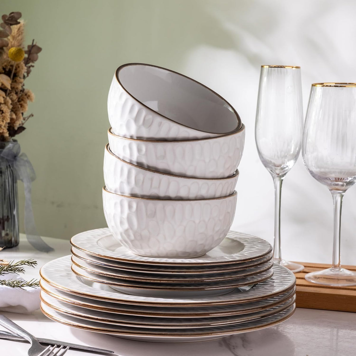 GBHOME Ceramic Dinnerware Sets,18 pcs Embossed Elegant Stoneware Plates and Bowls Sets