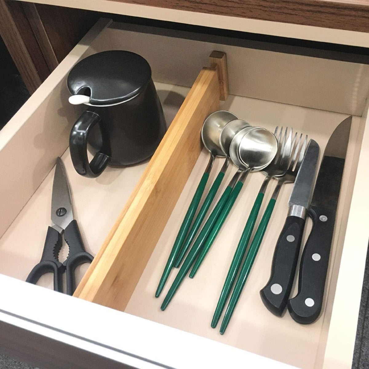 VaeFae Adjustable Bamboo Drawer Dividers, Expandable Drawer Organizer for Kitchen, Bedroom