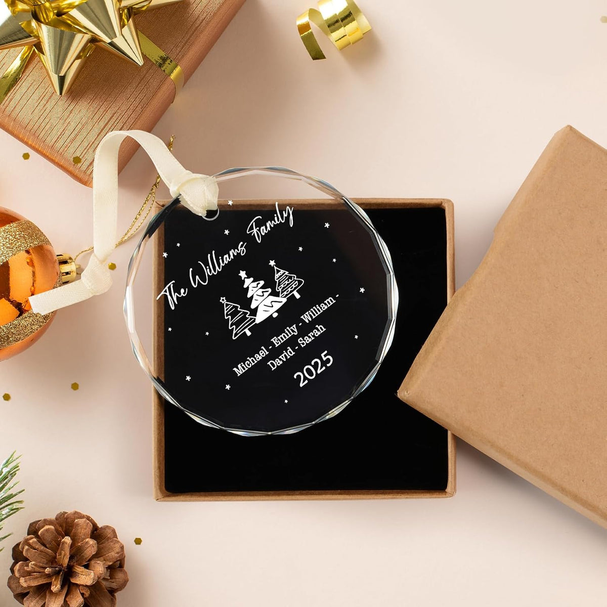 Family Christmas Ornaments 2025 Personalized, Family Ornaments with Custom Name, Tree Decorations