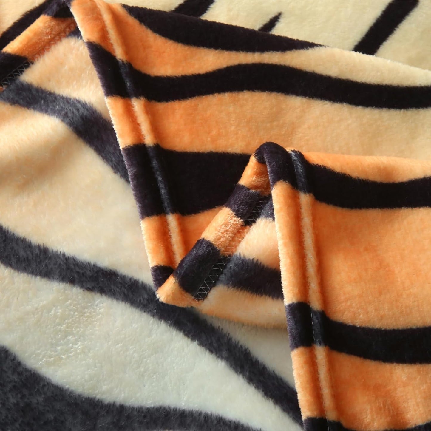 MERRYLIFE Tiger Stripe Print Throw Blanket Decorative Fleece Throw | Ultra-Plush Colorful | Couch