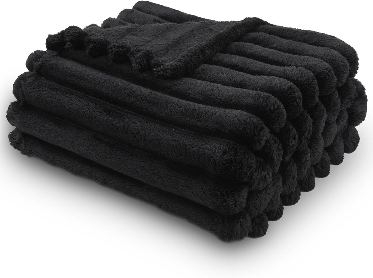 NEWCOSPLAY Super Soft Throw Blanket Black Premium Silky Flannel Fleece 3D Ribbed Jacquard