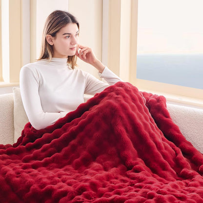 NEWCOSPLAY Faux Fur Throw Blanket Red Bubble Blanket Thick Warm Soft for Couch Sofa Bed 550GSM