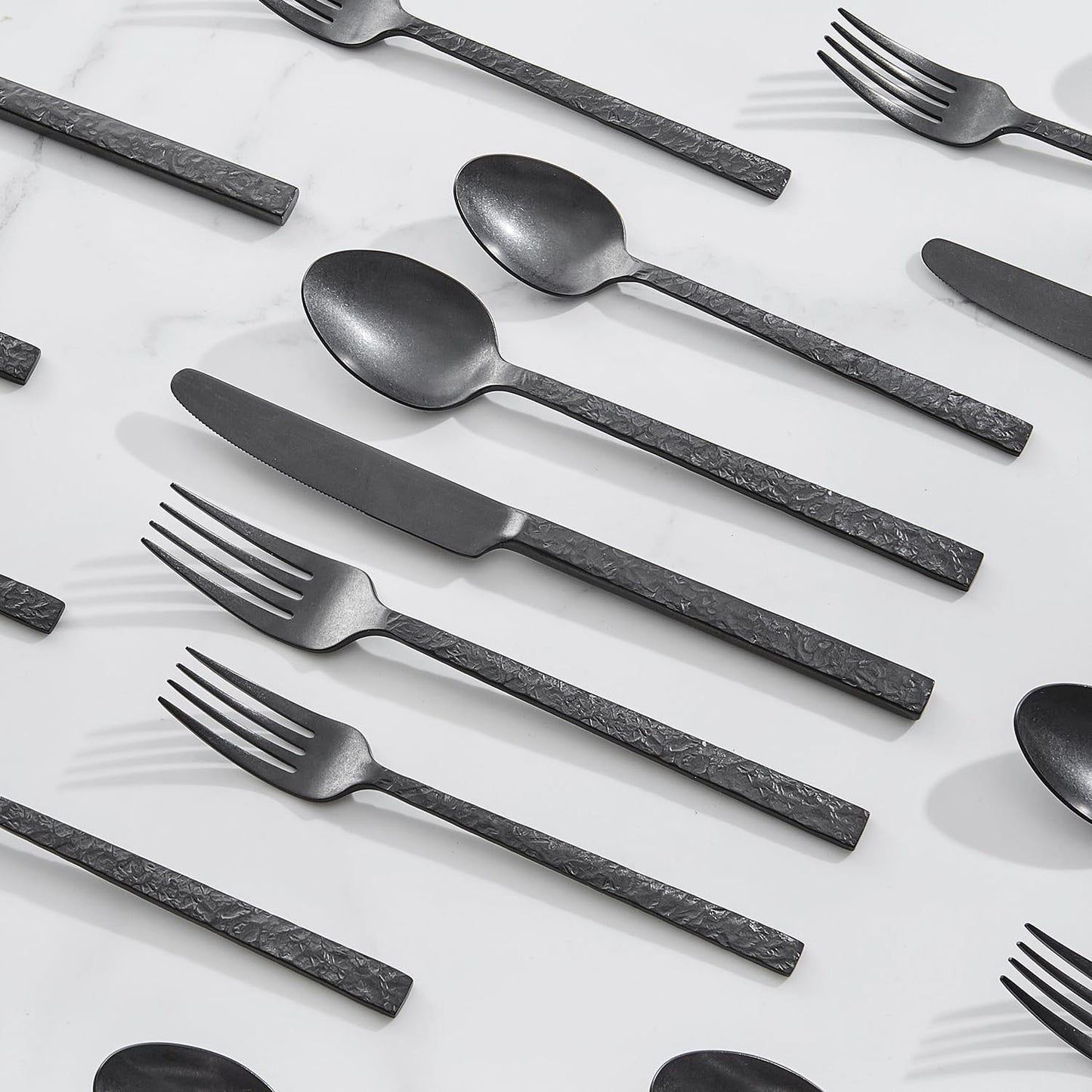 KINGSTONE 20 Pcs Black Hammered Silverware Set for 4, 18/10 Stainless Steel Heavy Duty Flatware