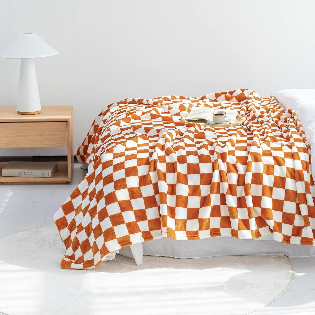 LOMAO Throw Blankets Flannel Blanket with Checkerboard Grid Pattern Soft Throw Blanket for Couch