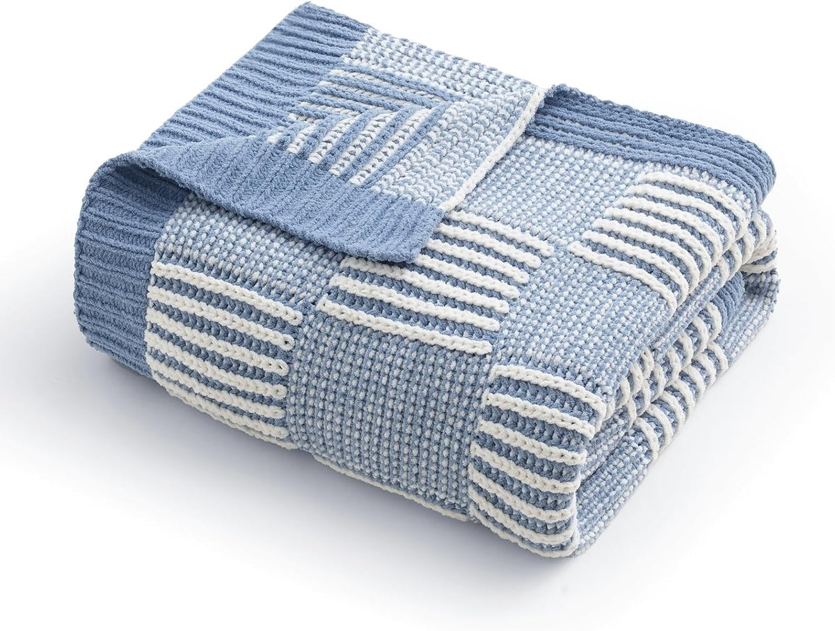 Amélie Home Chenille Knit Throw Blanket for Couch, Checkered Texture Decorative Soft Blanket for