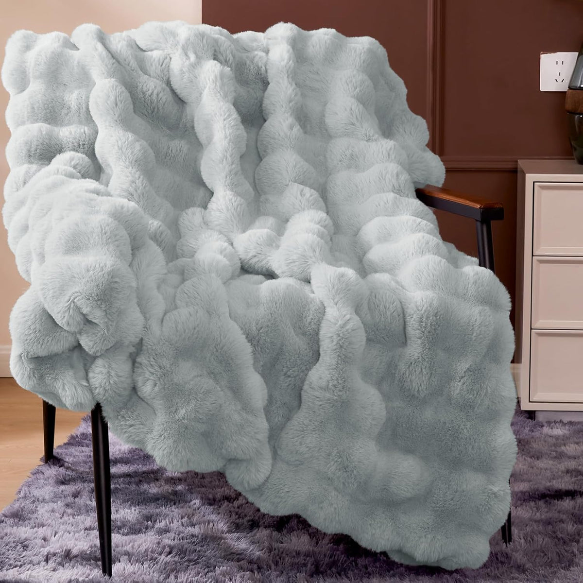 Touchat Luxury 1000GSM Faux Rabbit Fur Throw Blanket, Super Heavy Warm Cozy Grey Blankets for Couch