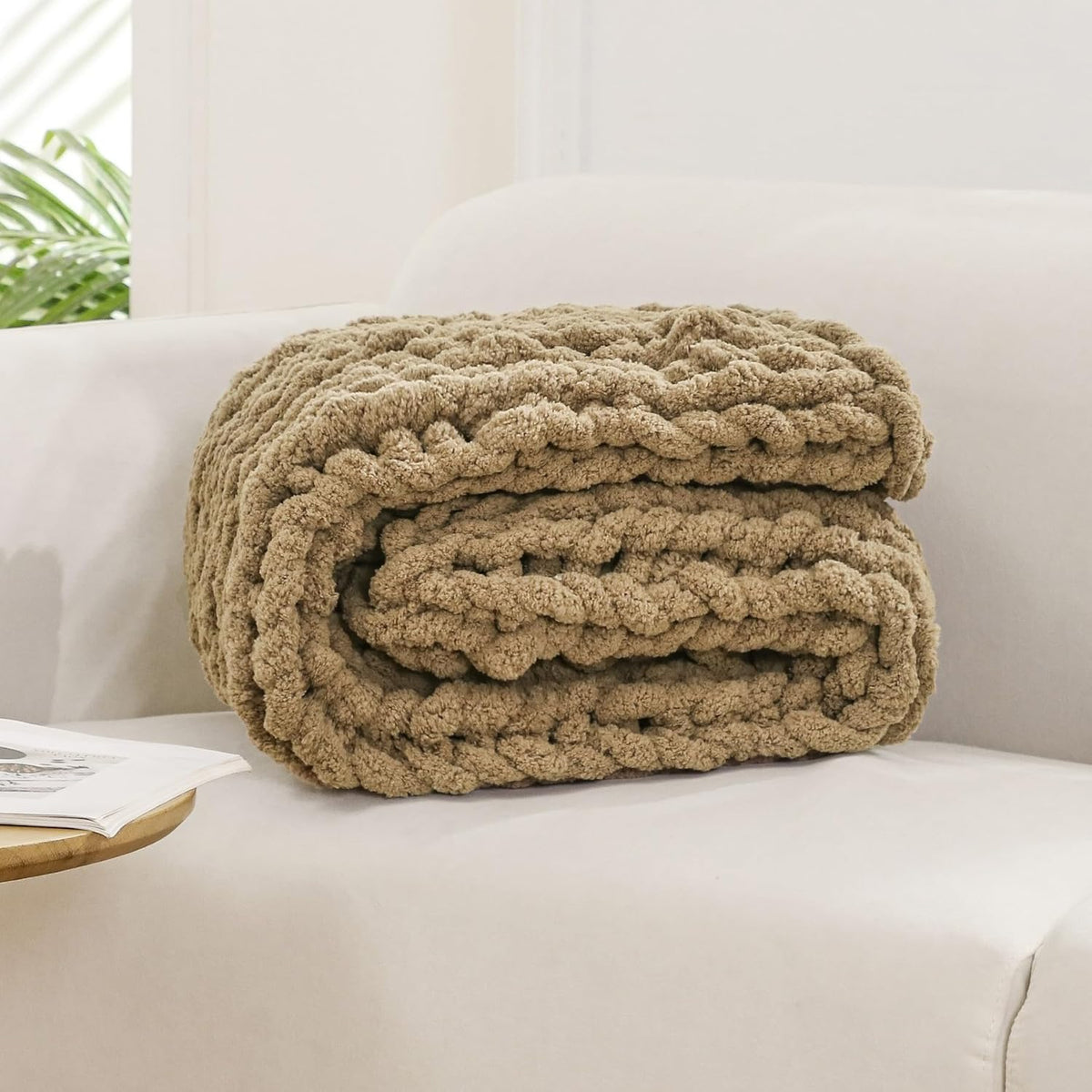 WESHIONGOO Chunky Knit Blanket Throw 40"×40" Knitted Throw Blankets for Couch Bed Fluffy Soft