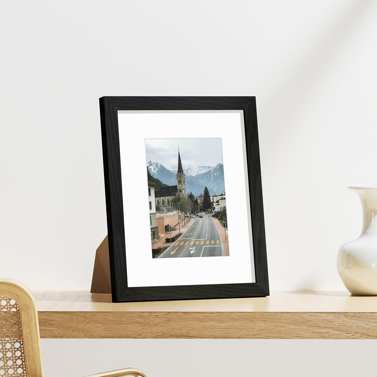 Vittanly 8x10 Picture Frames Set of 9, Shatter Resistant Plexiglass, Display 5x7 Pictures with Mat